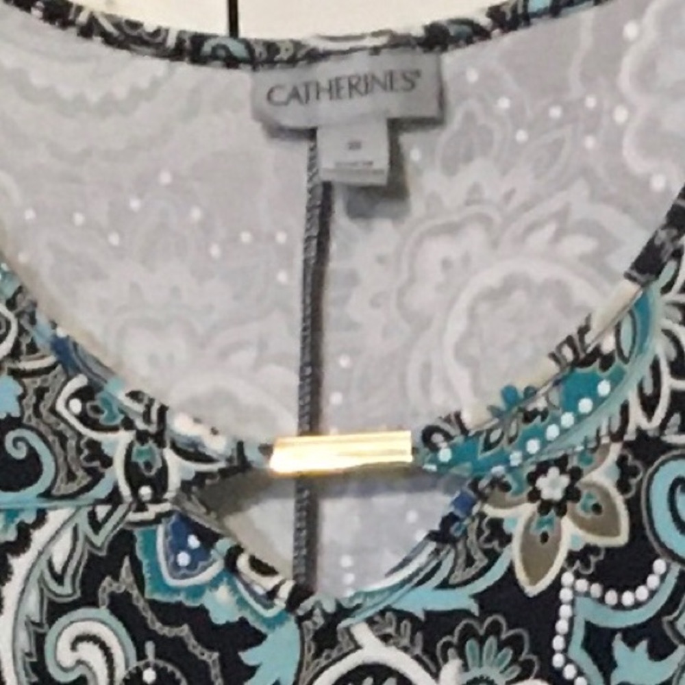 Top ,Catherine’s size 2x - Picture 10 of 10